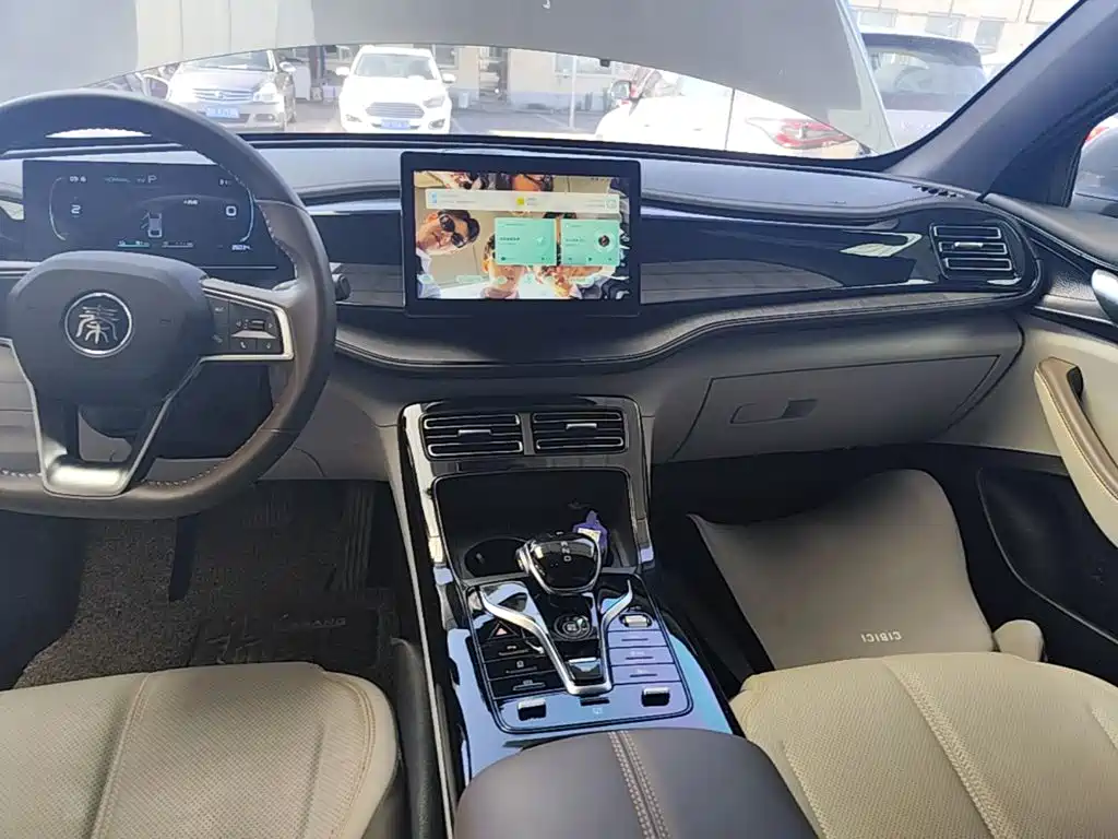 Фото 13 - BYD Qin PLUS