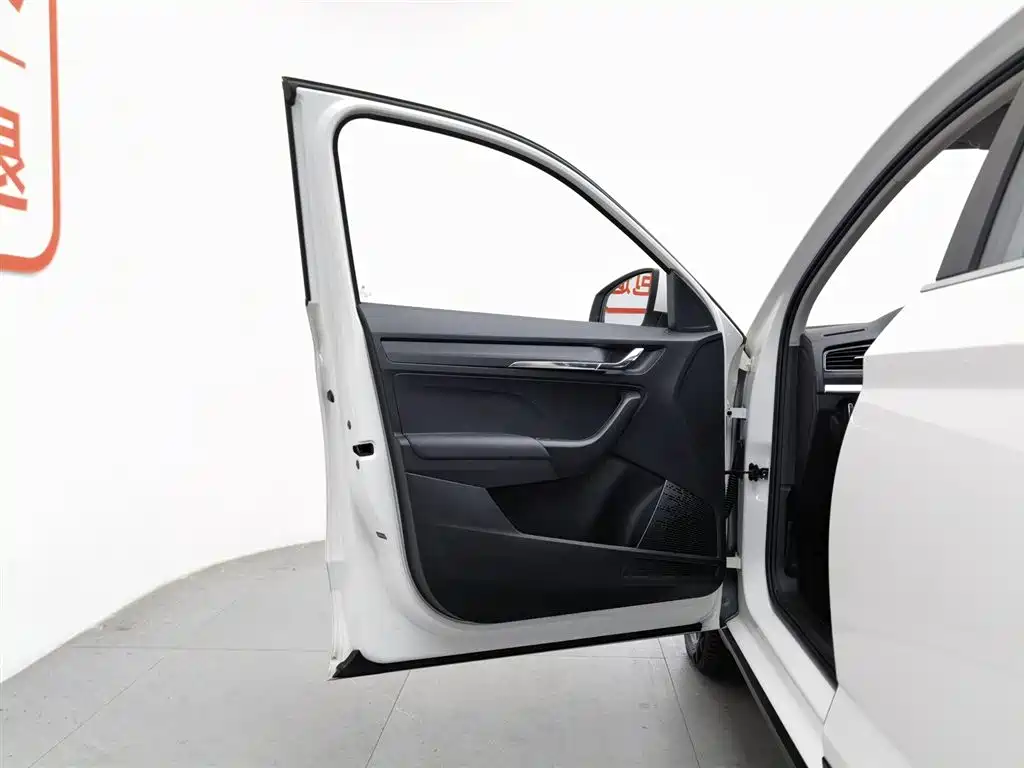 Škoda Kamiq 2018 1.5L Automatic Comfort Version China V фото 8