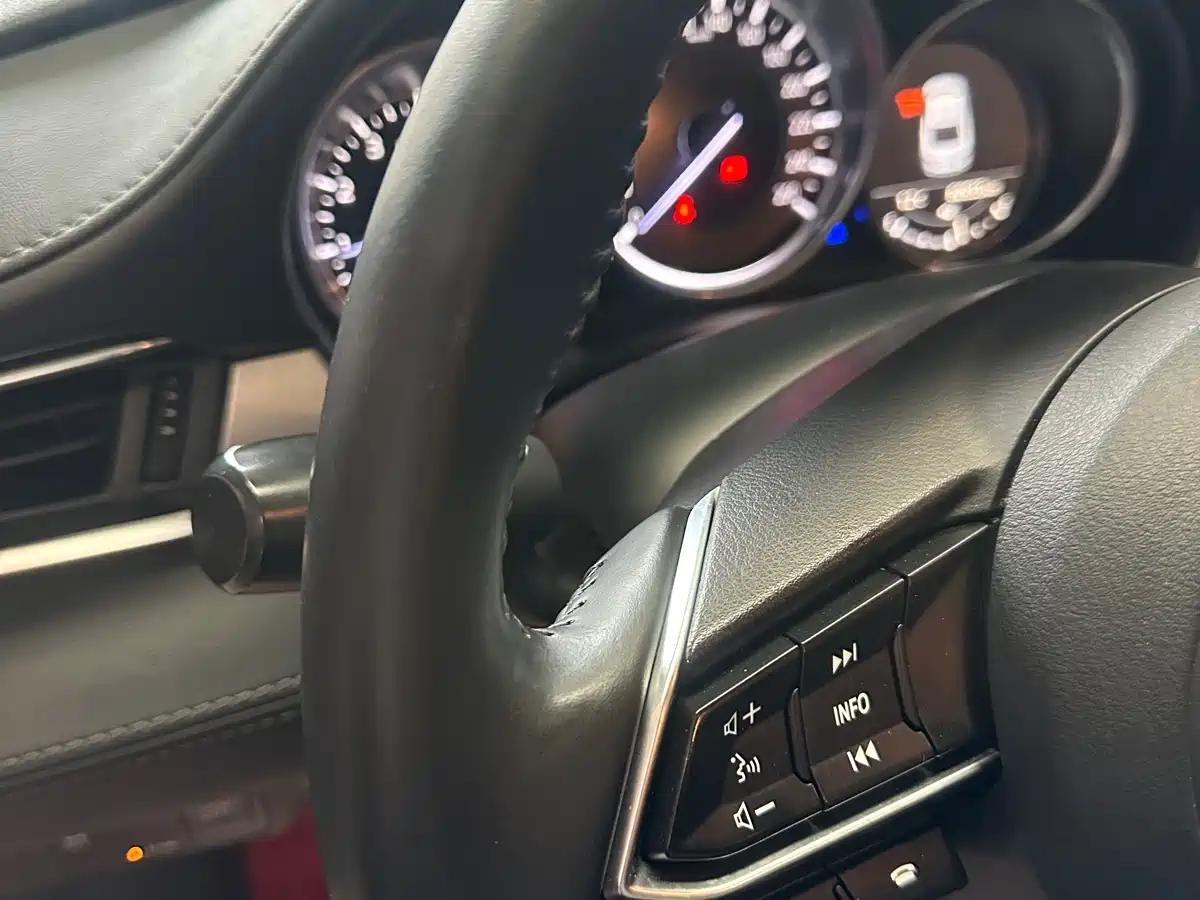 Photo 15 - Mazda Atenza