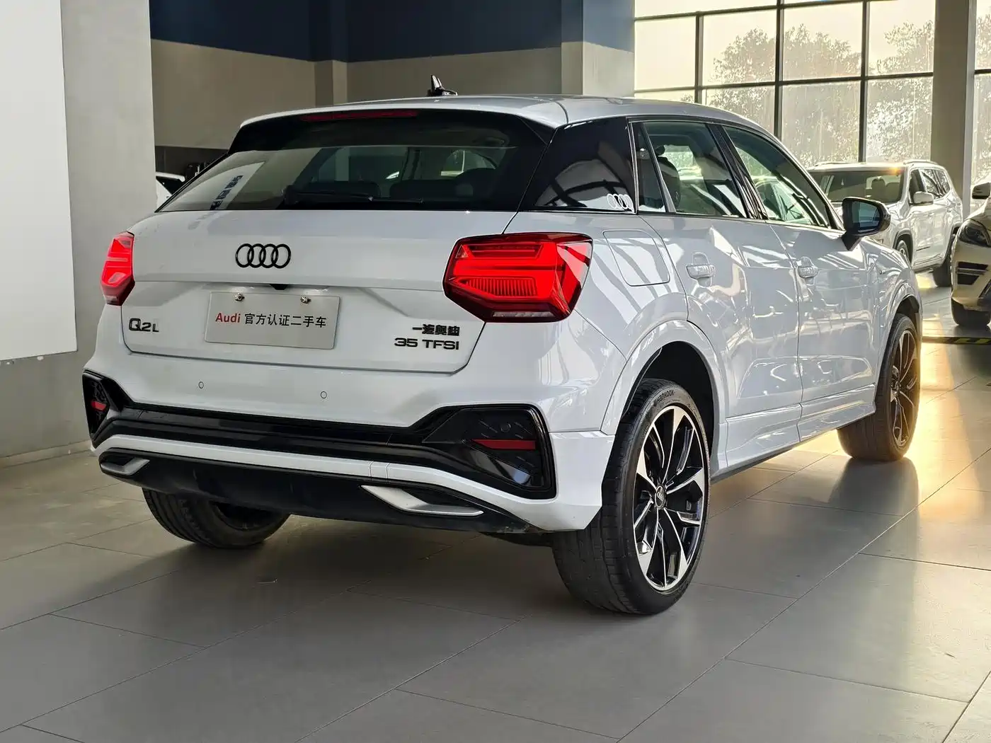 Фото 5 - Audi Q2L