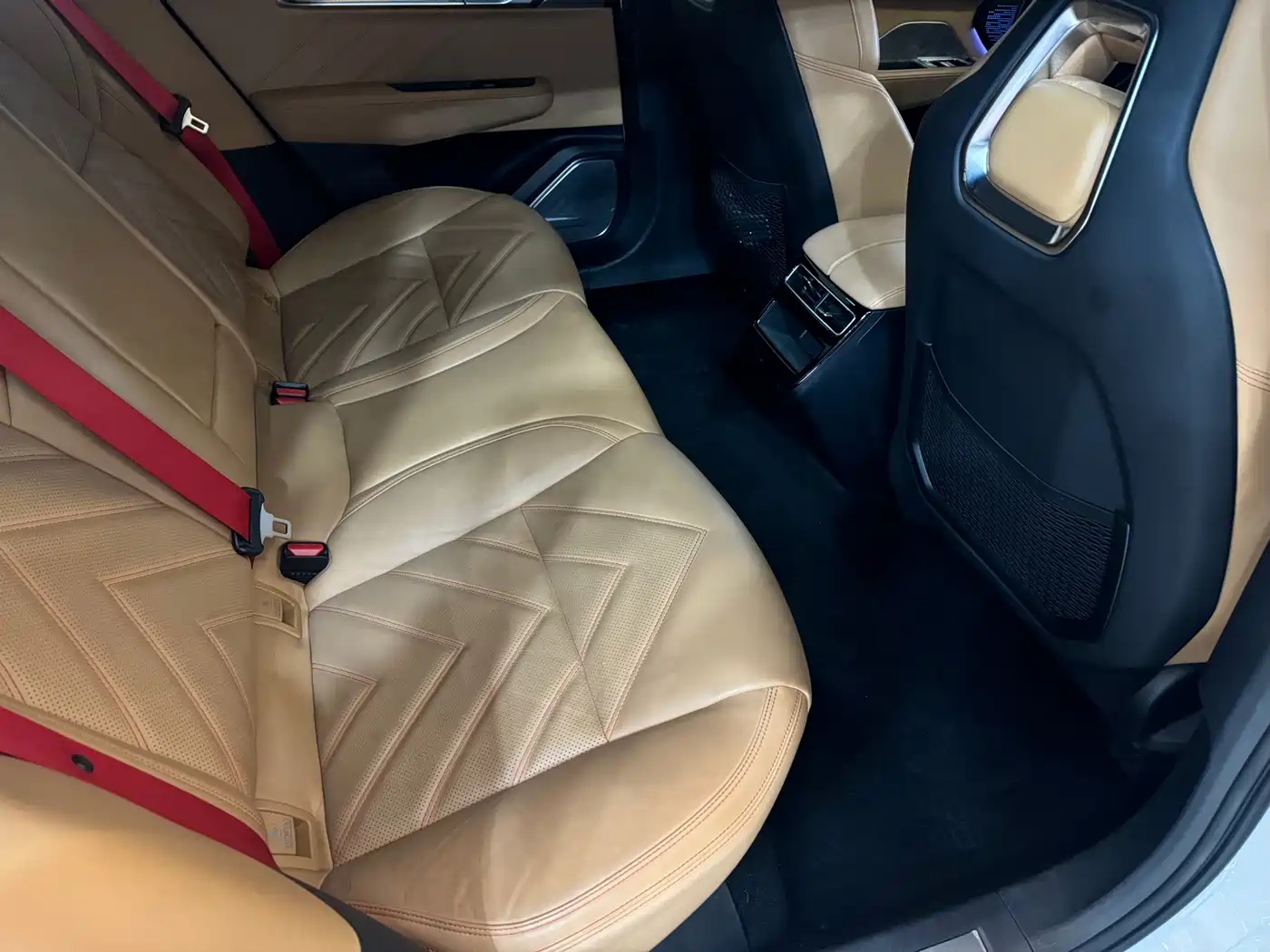 ZEEKR EXTREME KRYPTON 001