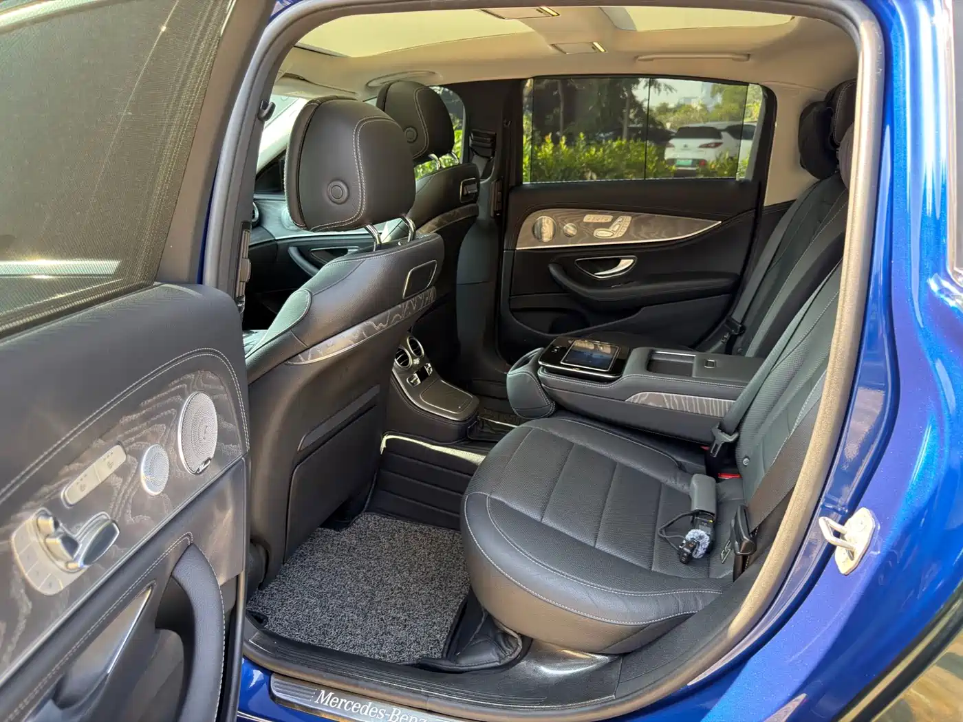 Mercedes-Benz E-Class 2021 E 350 L 4MATIC Sport фото 9