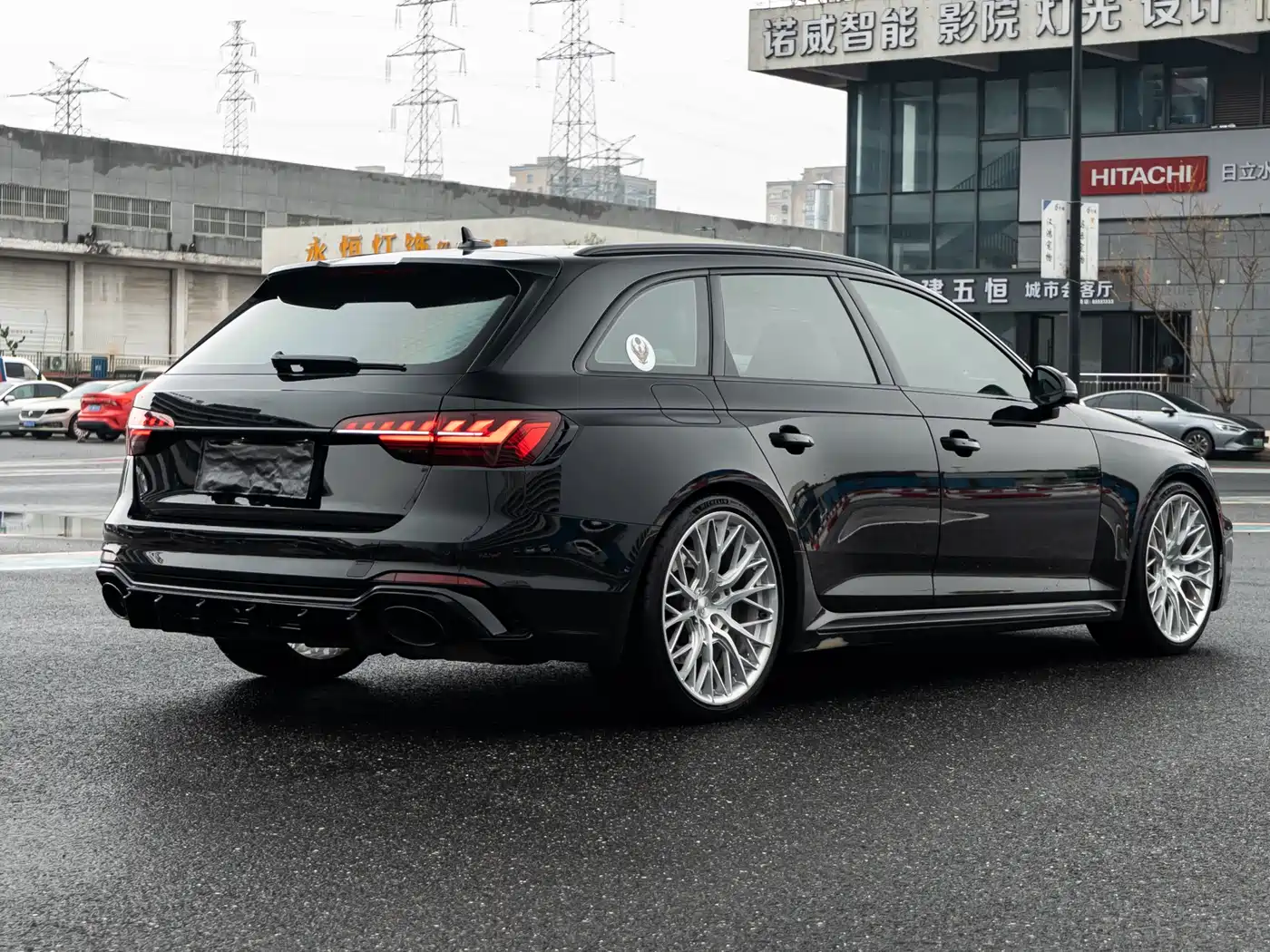 Audi RS 4 2022 RS4 Avant Obsidian Edition фото 9