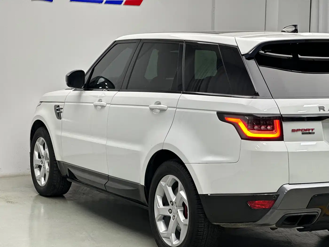 LAND ROVER RANGE ROVER SPORT NEW ENERGY