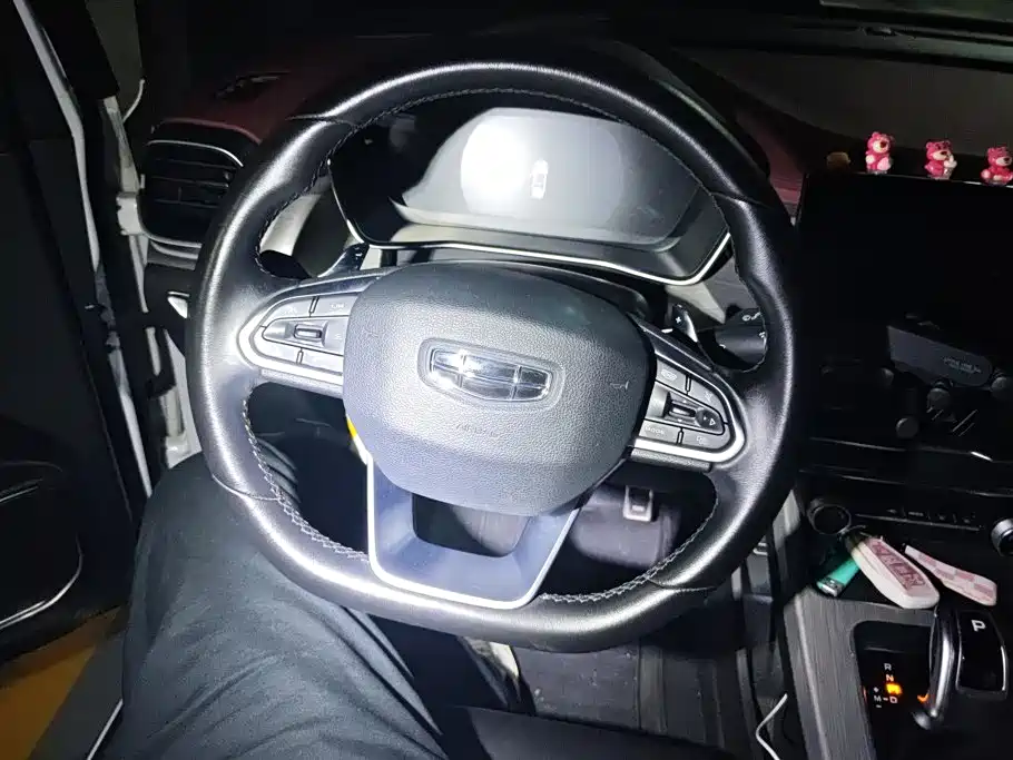 Geely Binyue 2019 2019 Sport 260T DCT Battle China VI