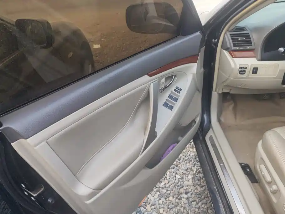 Toyota Camry 2015 2013 200G Classic Luxury Edition