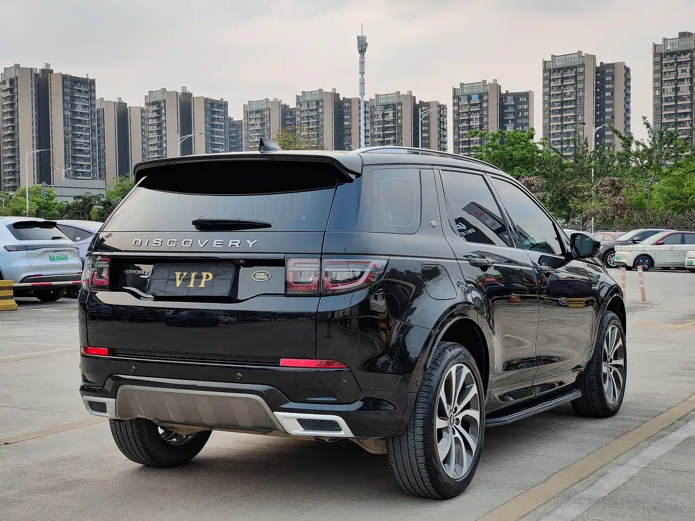 LAND ROVER DISCOVER SPORTS