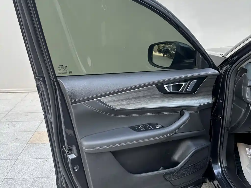 صورة 12 - Chery Tiggo 8 PLUS