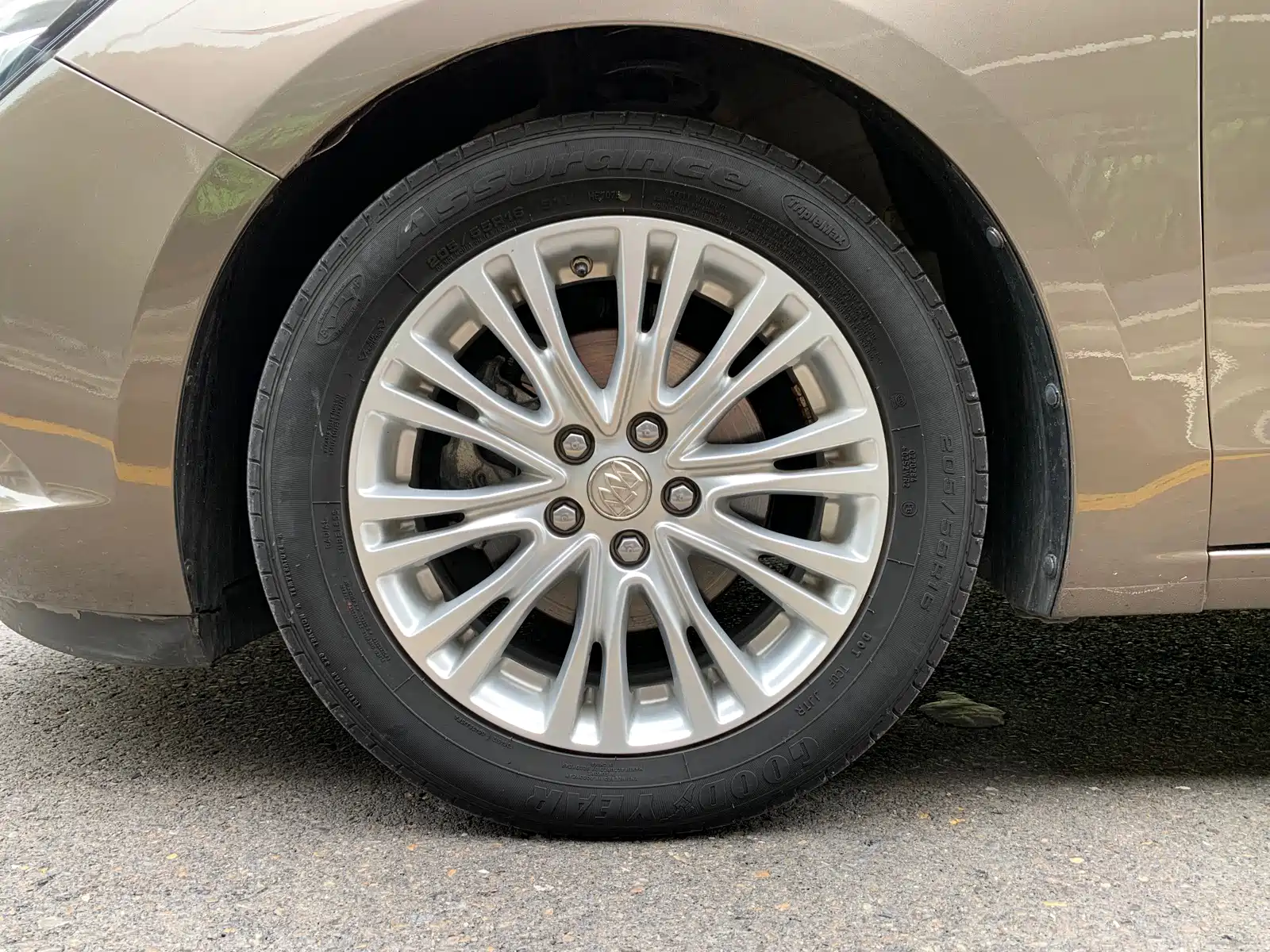 Фото 19 - Buick Excelle