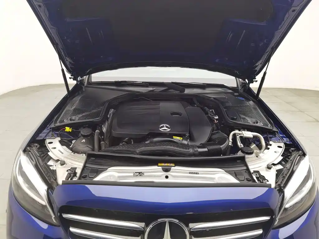 Фото 6 - Mercedes-Benz C-Class