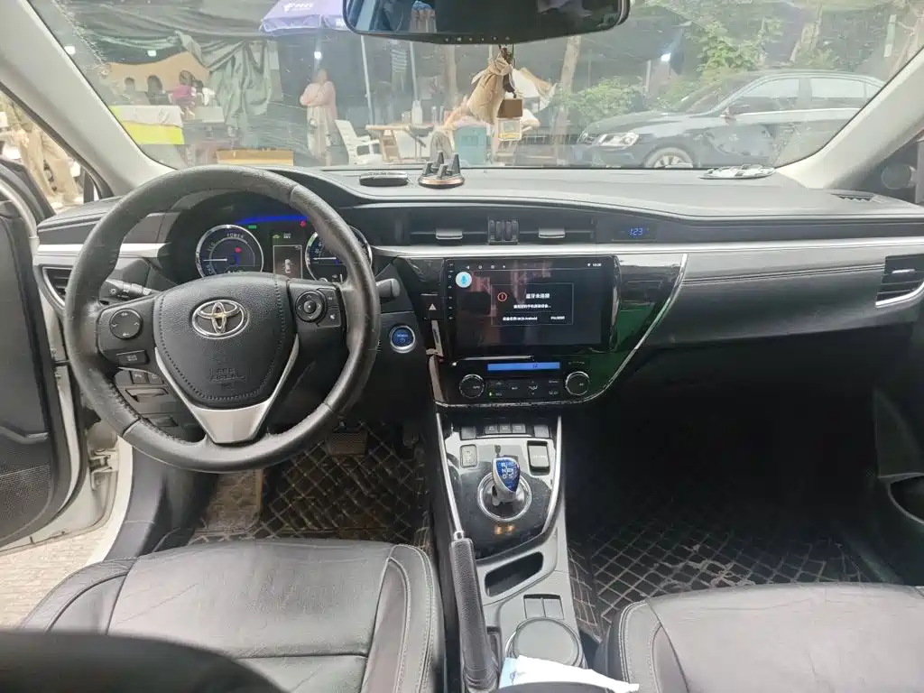 صورة 5 - Toyota Corolla