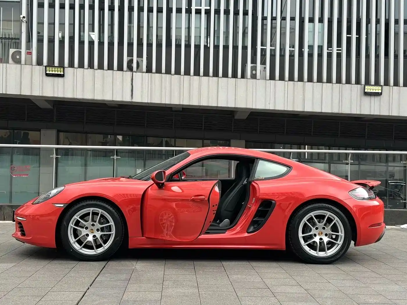 Porsche 718 2017 2016 Cayman 2.0T