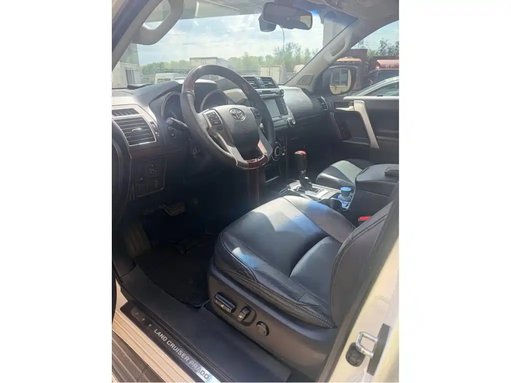 Toyota Prado 2015 2016 3.5L Auto VX NAVI