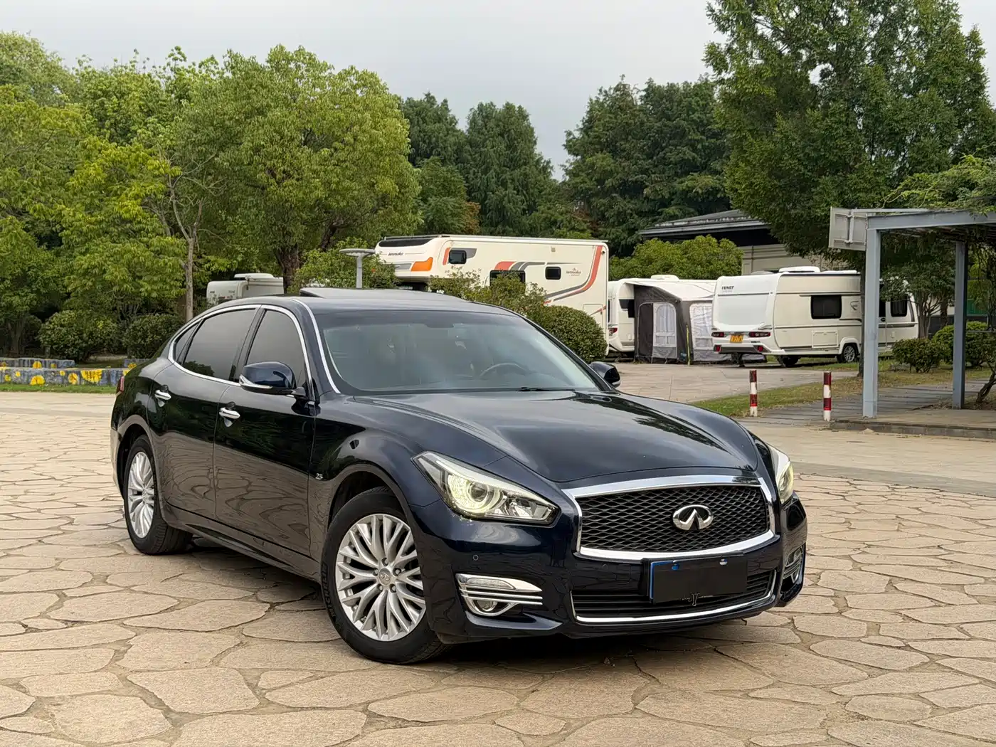 Infiniti Q70 2016 2017 Q70L 2.5L Enjoyment Edition