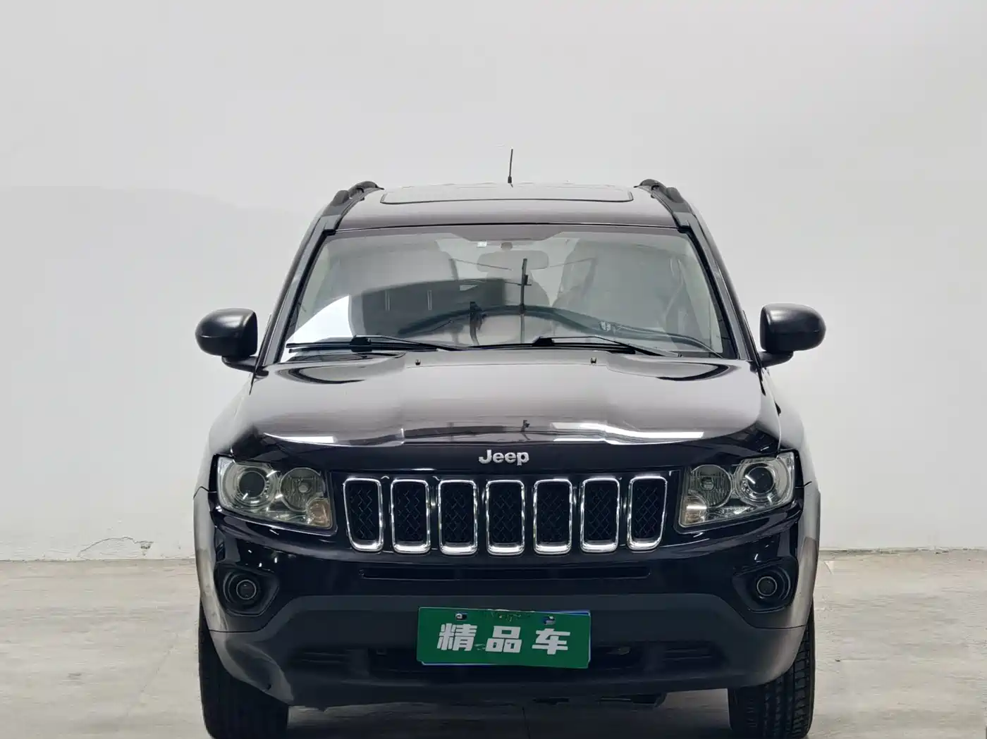Jeep Compass (Import) 2012 2012 2.4L AWD Urban Edition