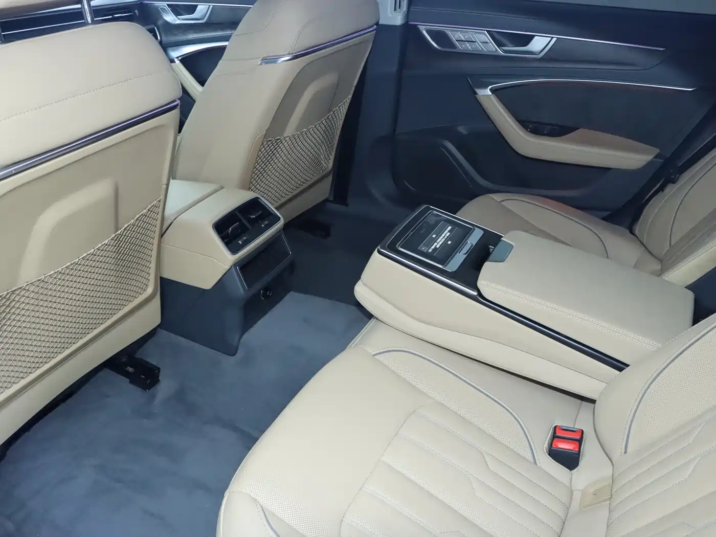Audi A6L 2021 55 TFSI quattro Premium Elegance фото 14