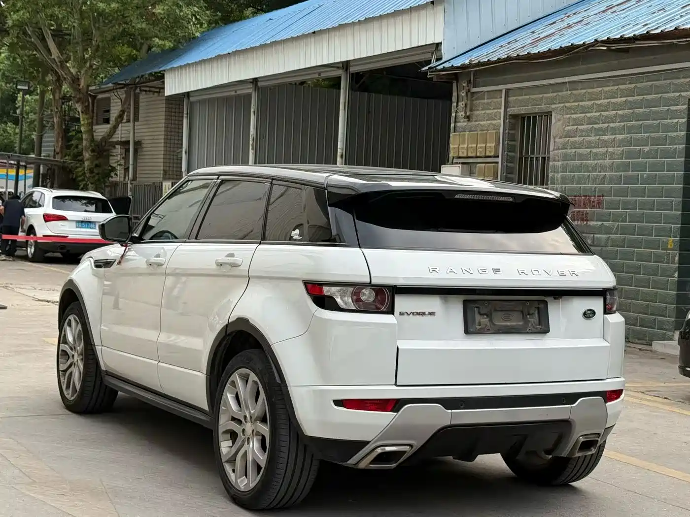 Land Rover Range Rover Evoque (Import) 2015 2015 2.0T 5-door Dynamic Edition