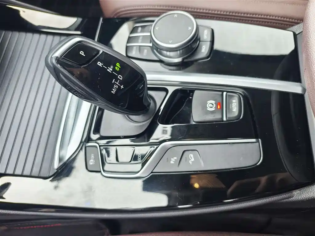 BMW X3 2018 xDrive25i Luxury Package China VI фото 16