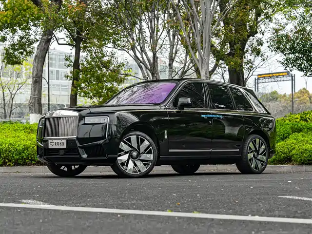 ROLLS-ROYCE CULLINAN