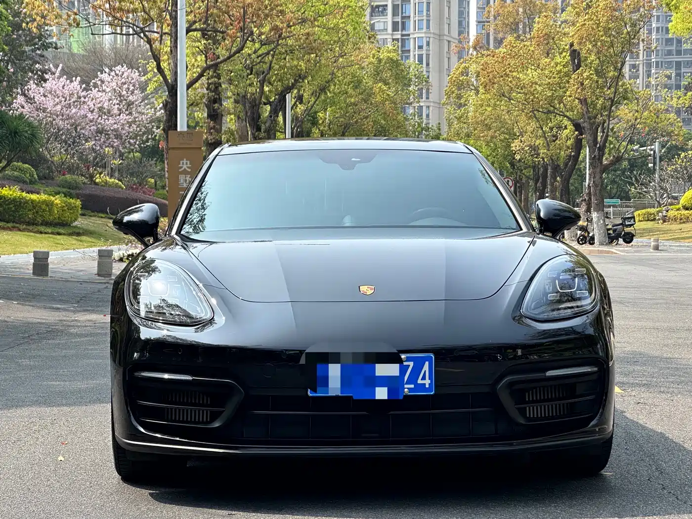 PORSCHE PANAMERA