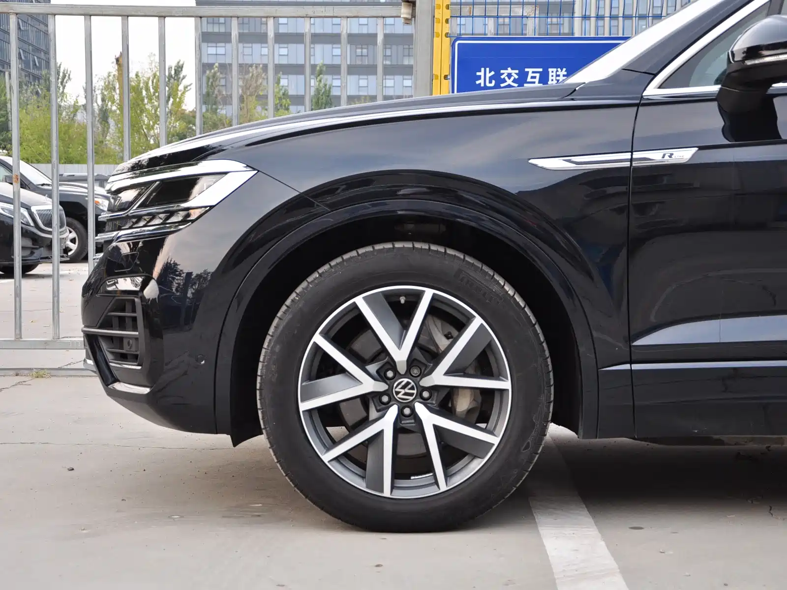 Фото 6 - Volkswagen Touareg