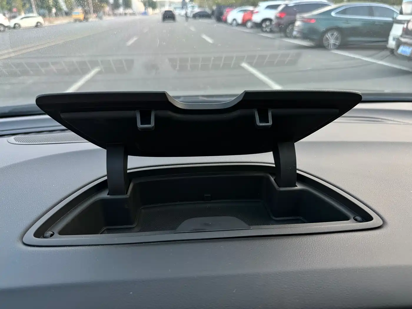 Buick GL6 2018 2018 18T 6-Seater Elite