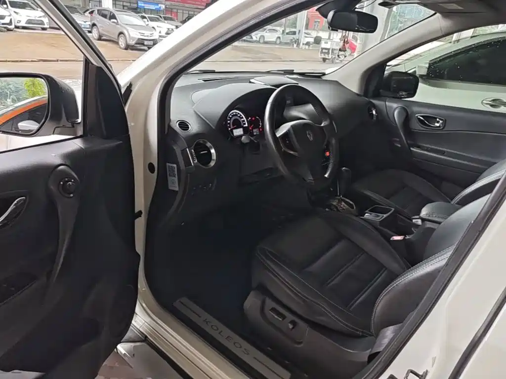 Renault Koleos (Import) 2015 2015 2.0L 2WD Comfort