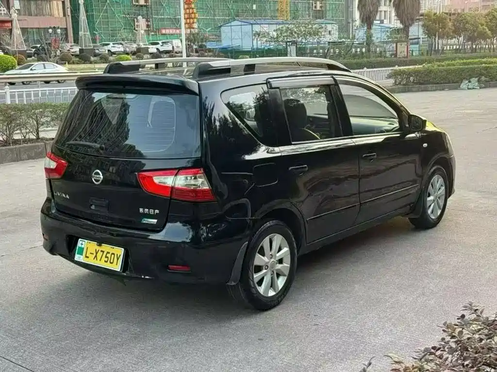 Nissan Livina 2014 2013 1.6XL CVT Luxury