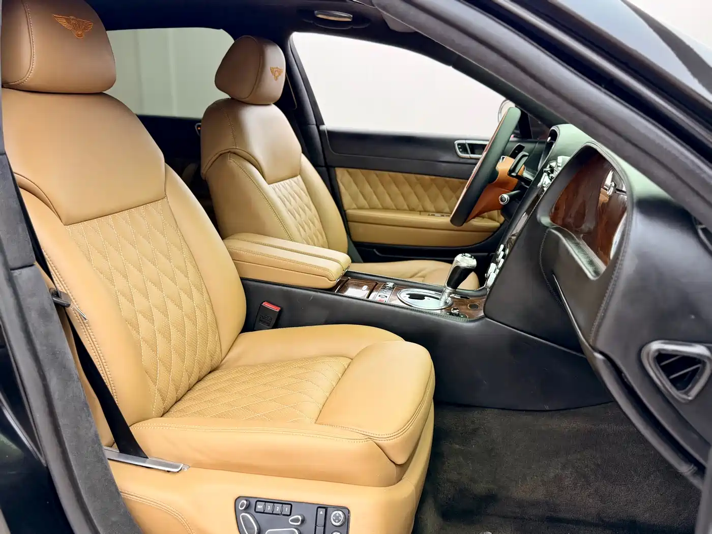 Bentley Flying Spur 2010 Speed China 6.0T фото 18