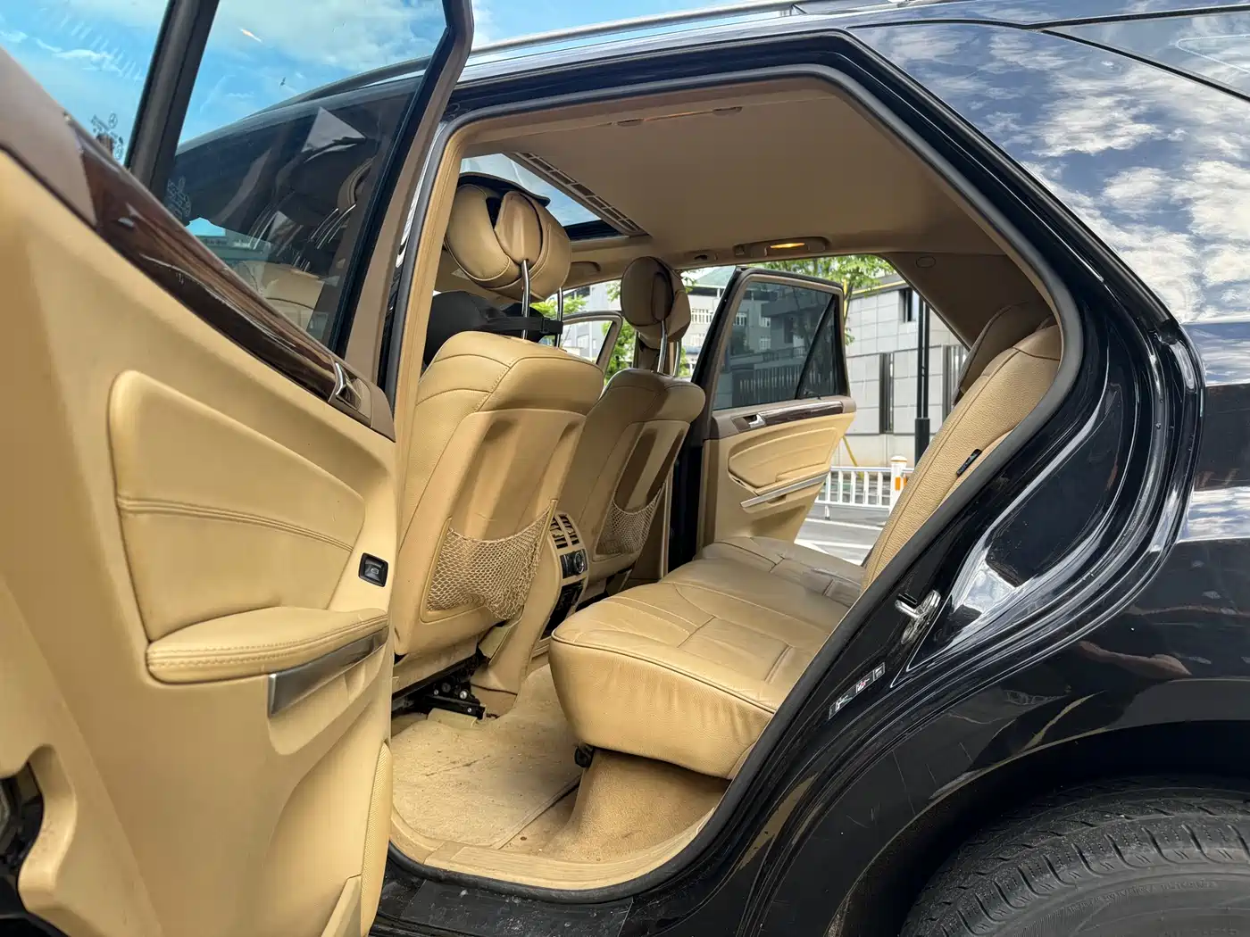 Mercedes-Benz M-Class 2010 ML 350 4MATIC Luxury фото 10