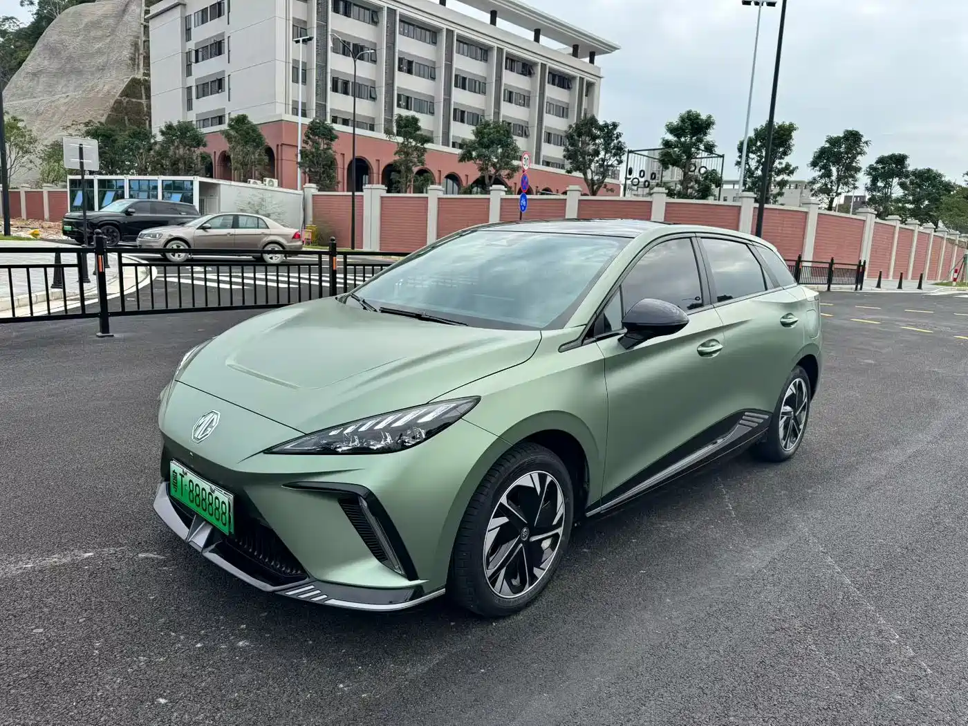 MG MG4 EV 2023 2022 520km Flagship