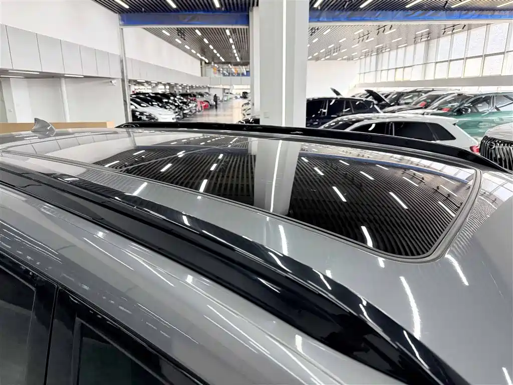Chevrolet Volando 2020 Mild Hybrid Redline 530T Automatic Premium Edition (5+2 seater) фото 17