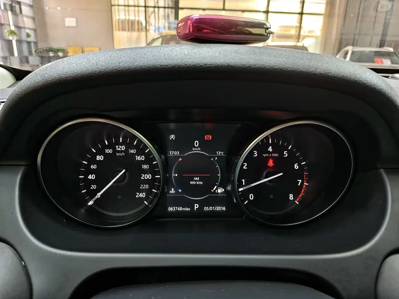 Land Rover Discovery Sport 2018 240PS SE Edition фото 14