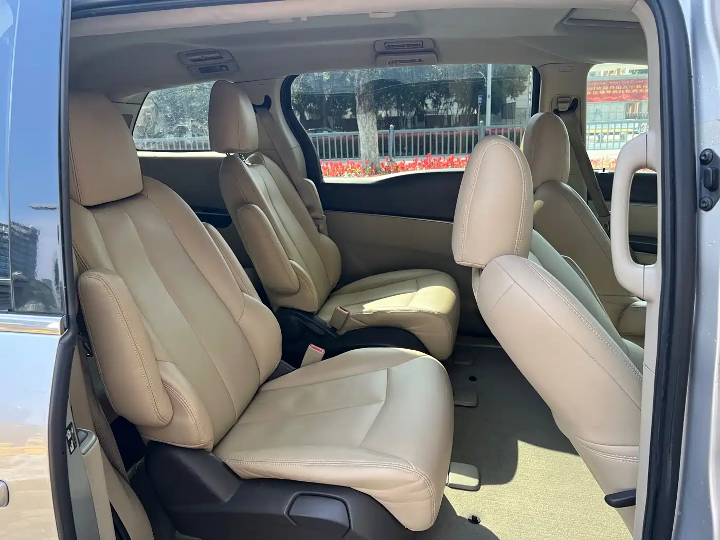 Buick GL8 2013 2.4L CT Luxury Business Comfort Edition фото 17