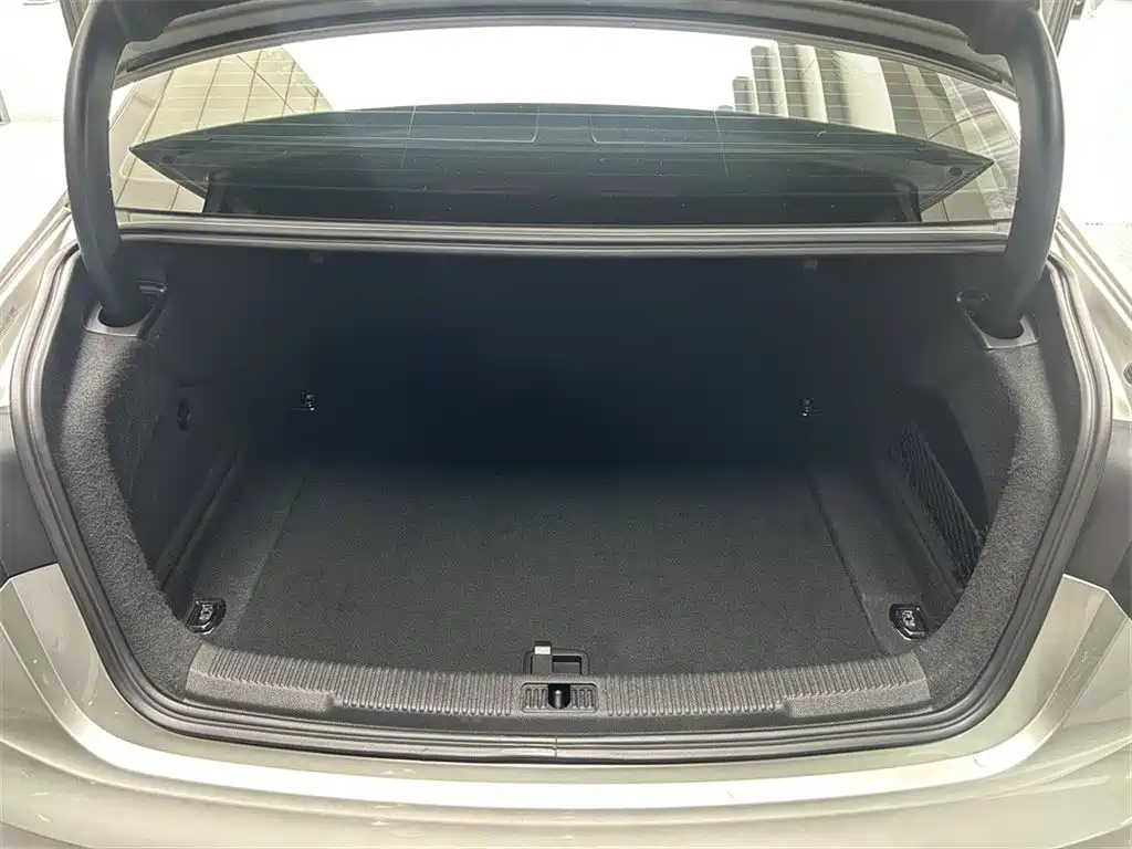 Audi A6L 2015 TFSI Millionth Anniversary Intelligent Leader Type фото 9