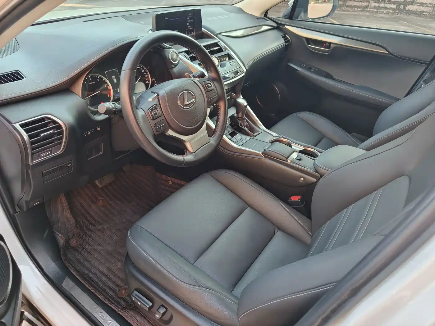 Lexus NX 2023 2020 200 FWD Fengyi Edition China VI