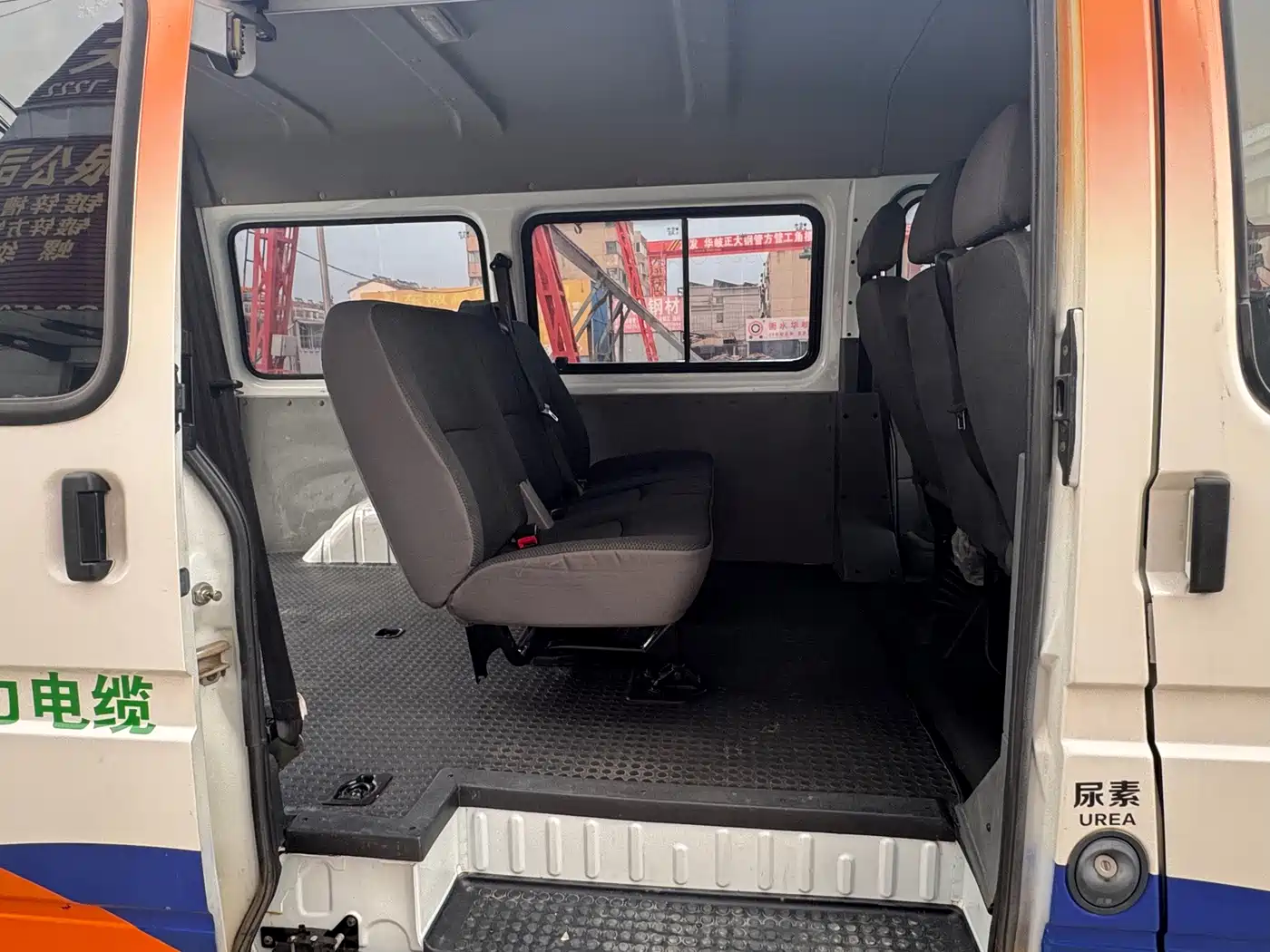 Jiangling Tesun 2021 2021 2.8T Space King Taurus Edition Short Wheelbase Medium-high Roof 6-seater Diesel China VI JX493