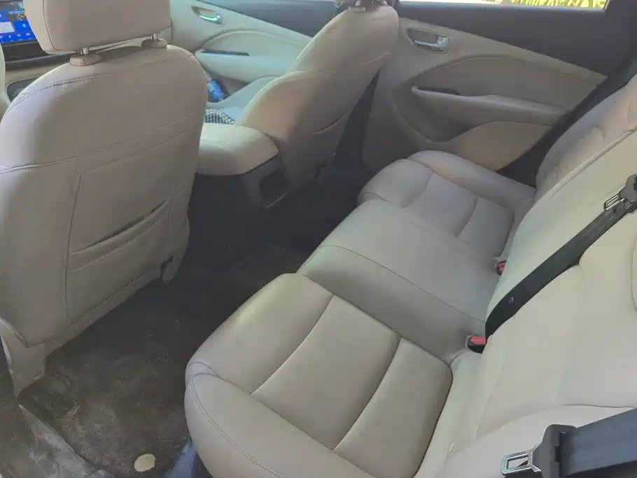 Fiat Viaggio 2014 2012 1.4T Manual Comfort Edition