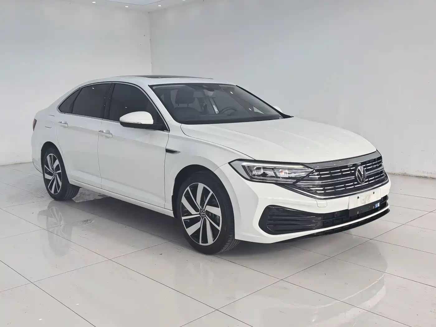 Volkswagen Sagitar, миниатюра 3