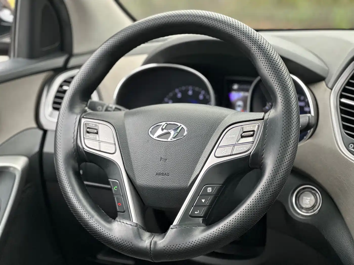 Hyundai Santa Fe (Import) 2013 3.0L 4WD Comfort Navigation 7-seater Euro IV фото 34