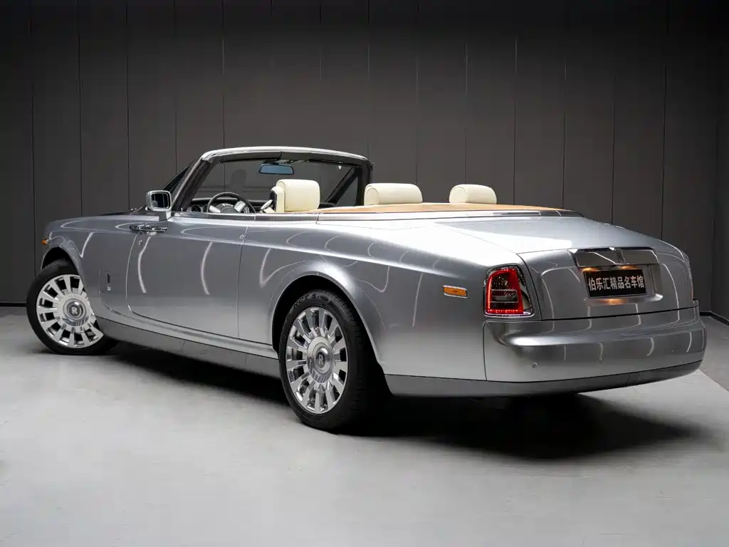 Rolls-Royce Phantom 2009 2007 6.7L Soft-top Convertible