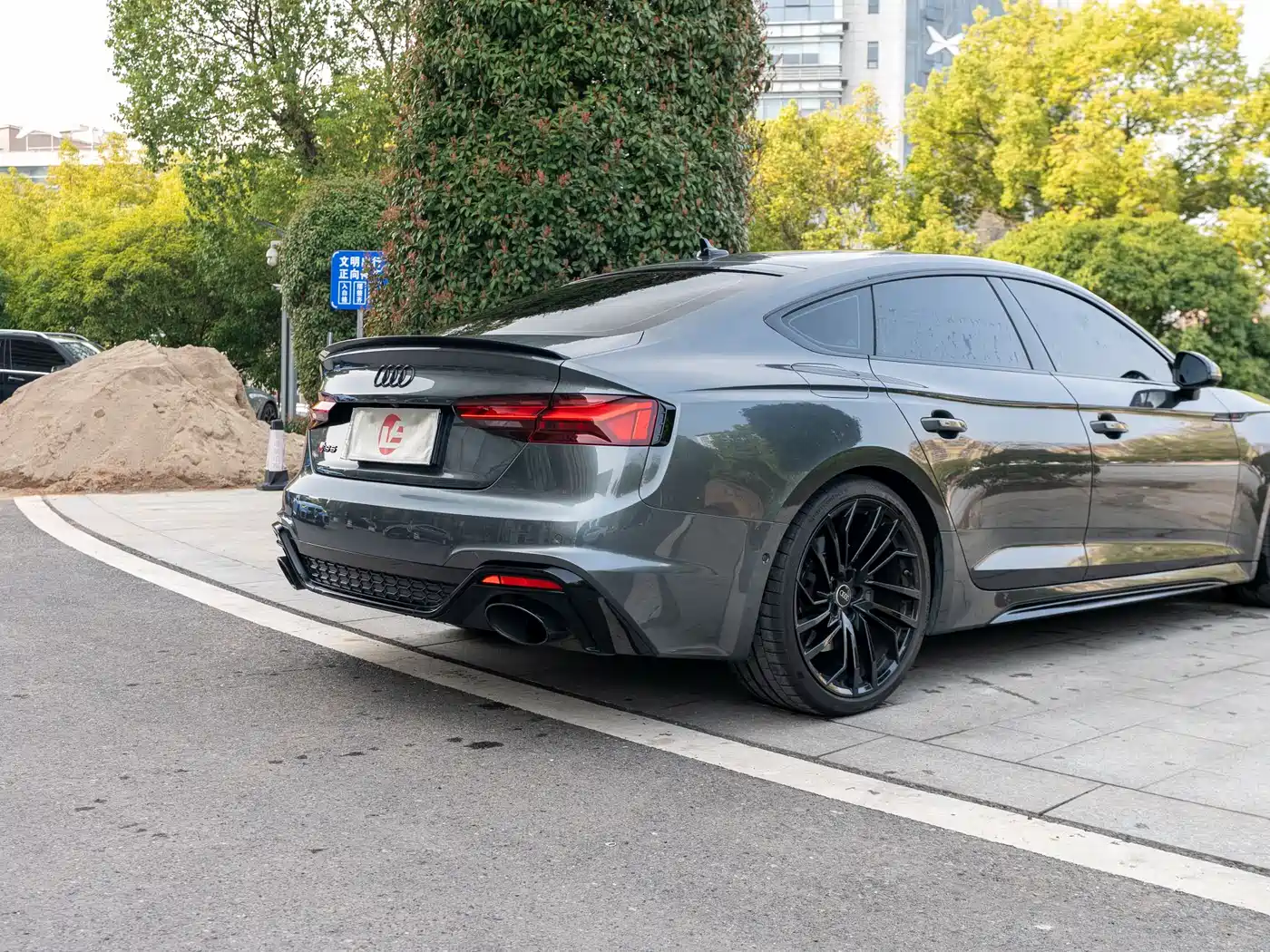 Audi RS 5 2022 RS 5 2.9T Sportback Obsidian Edition фото 13