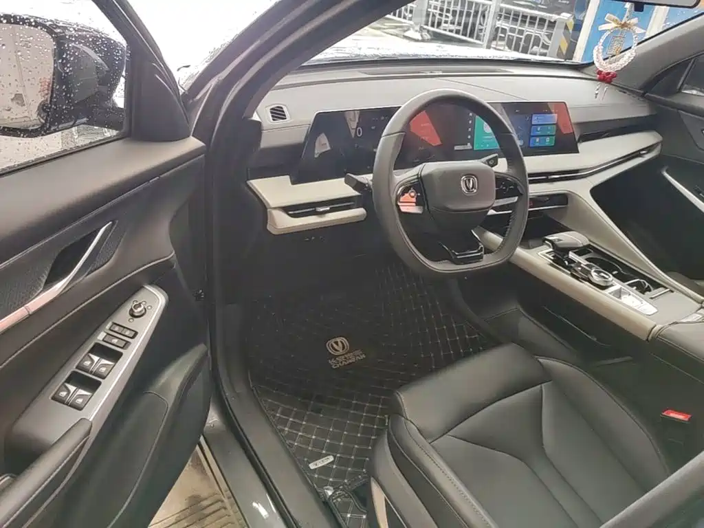 Changan CS75 PLUS 2025 2025 3rd Generation Champion Edition 1.5T Power Voyage