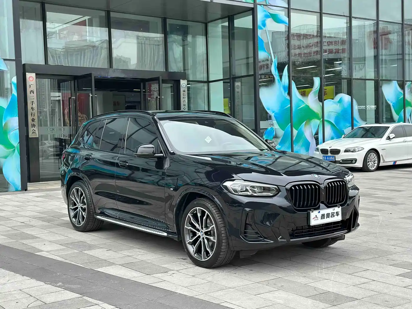 BMW X3 2023 xDrive30i Leading M Night Package фото 3