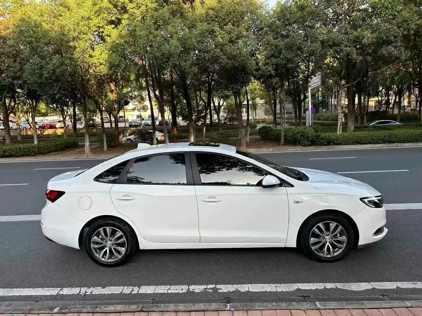 Фото 5 - Buick Excelle