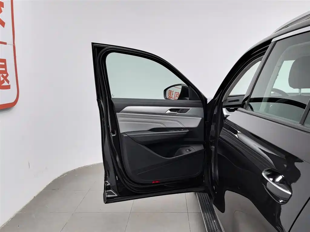 VOLKSWAGEN RANGE PATROL