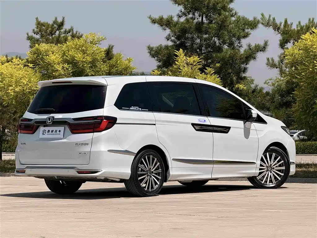 Honda Elysion 2024 2024 2.0L e:HEV Luxury Edition