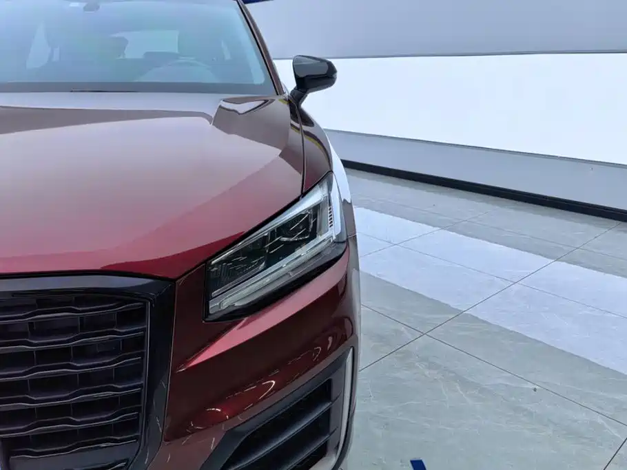 Audi Q2L 2019 2018 35 TFSI Launch Exclusive Edition China VI