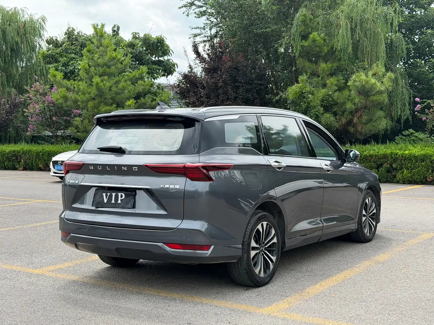 Wuling Motors Wuling Victory 2021 2020 1.5T CVT Flagship Business Class