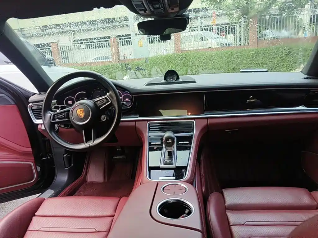 Porsche Panamera, миниатюра 12